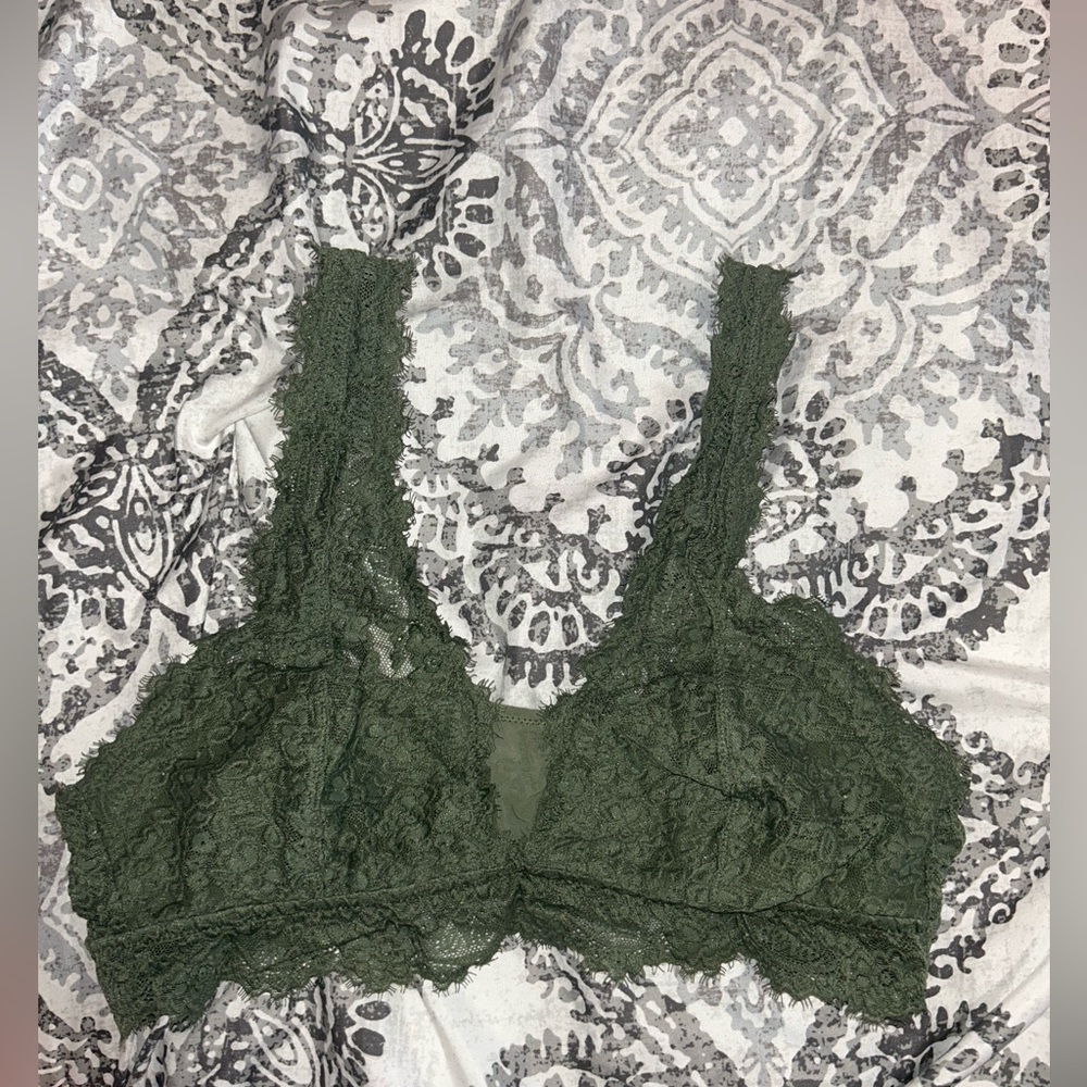 Aerie Lace Bralette in Forest Green